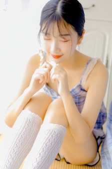 陌路惊笑